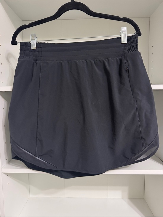lululemon athletica Dresses & Skirts - Lululemon Hotty Hot High-Rise Skirt Size 10